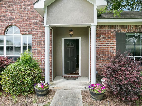 2nd image of 14409 Whispering Oaks Dr