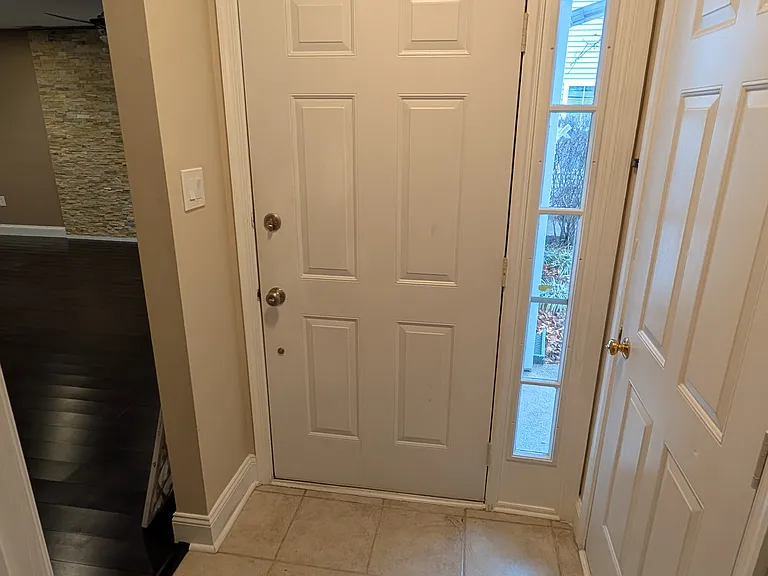 228 Birch Hollow Dr — Photo 3