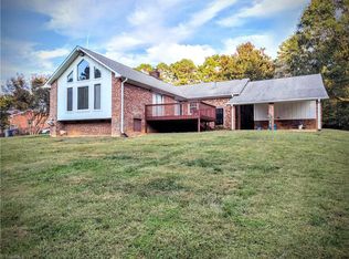 4704 Chesterton Dr, Greensboro, NC 27406