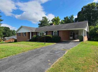 2109 Davis Rd, Waynesboro, VA 22980