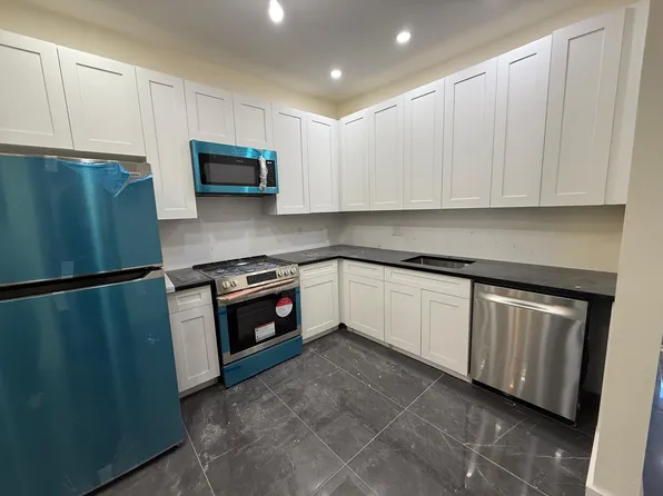 857 Flatbush Avenue image 1 of 6