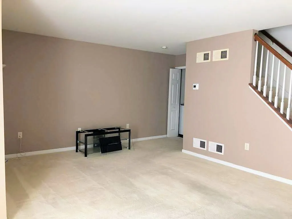 4 bed, 3.5 bath, 1670 sqft, $2,500 — Photo 2