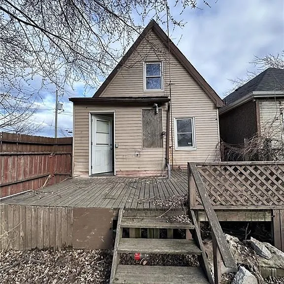 31 McKinstry St — Photo 14