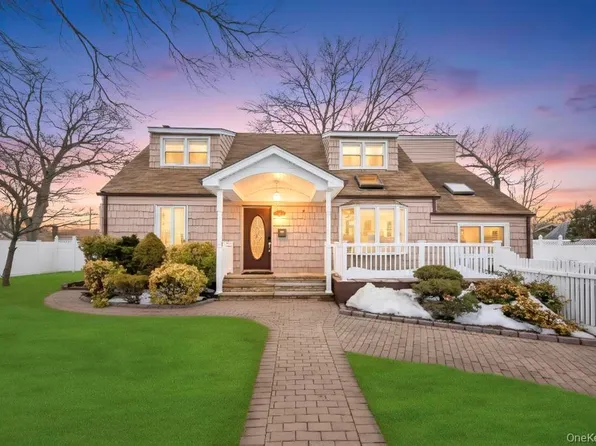 361 S 16th Street, Lindenhurst, NY 11757