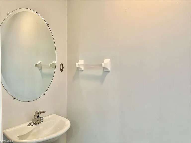 1164 Oxford Ln #29 — Photo 16