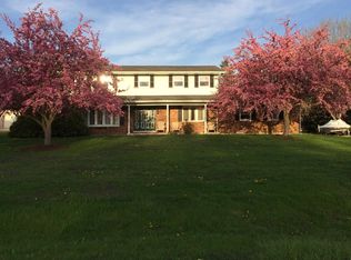 4906 Saint Josephs Ct, Wonder Lake, IL 60097
