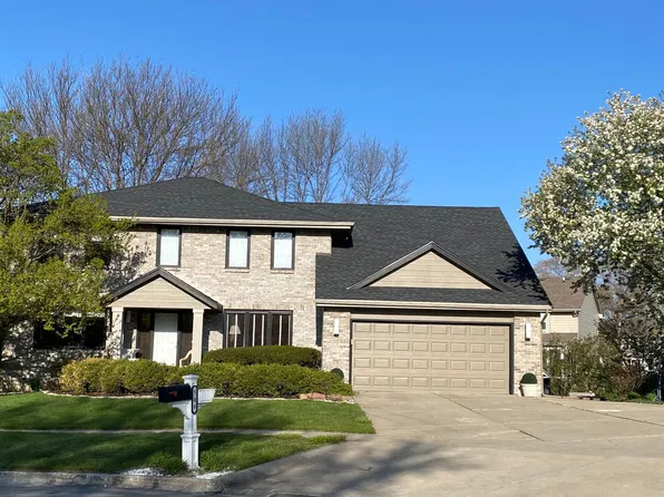 508 57th Ct, West Des Moines, IA 50266
