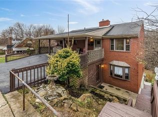 933 Center Ave, West View, PA 15229