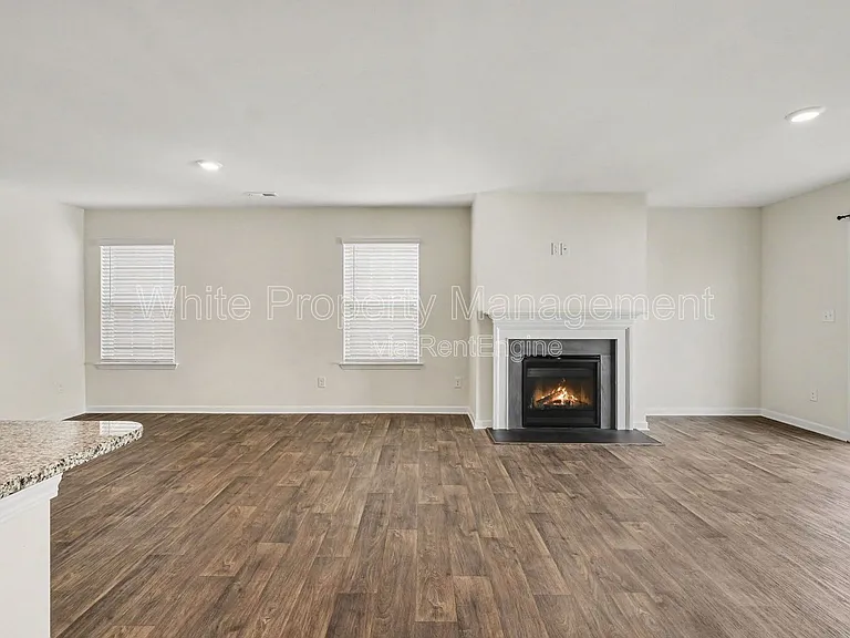 7316 Finnigan Rd — Photo 3