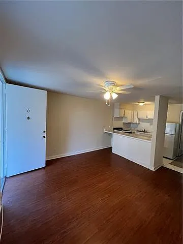 3550 Coliseum St #3 — Photo 5