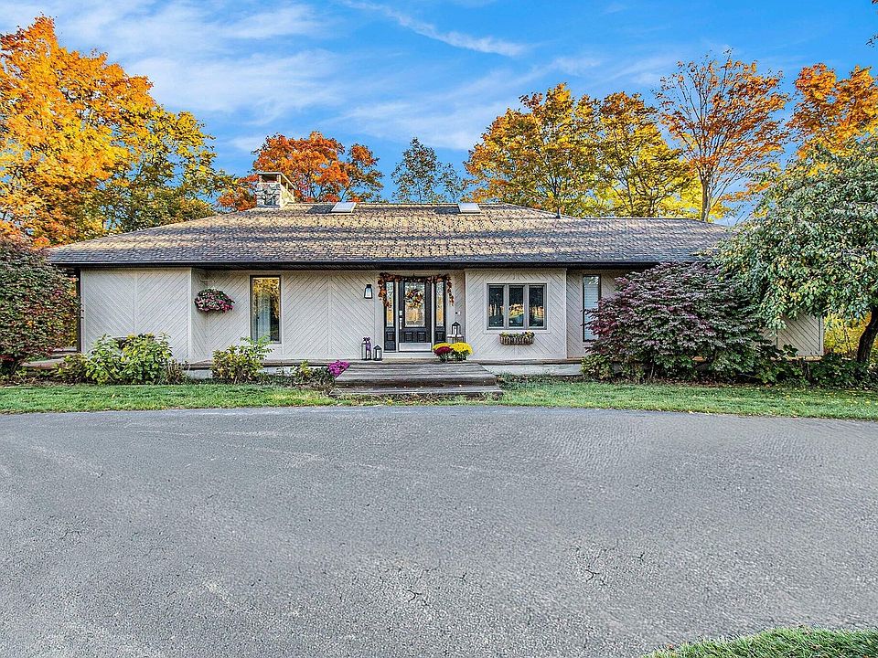 1st image of 2790 W Tyler Rd