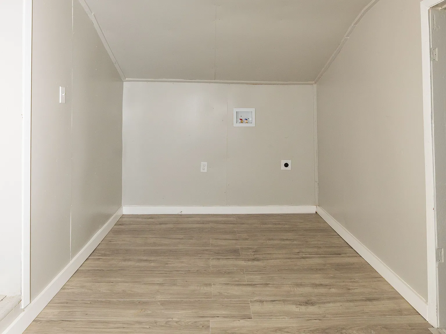 2 bed, 1.0 bath, 900 sqft, $750 — Photo 4