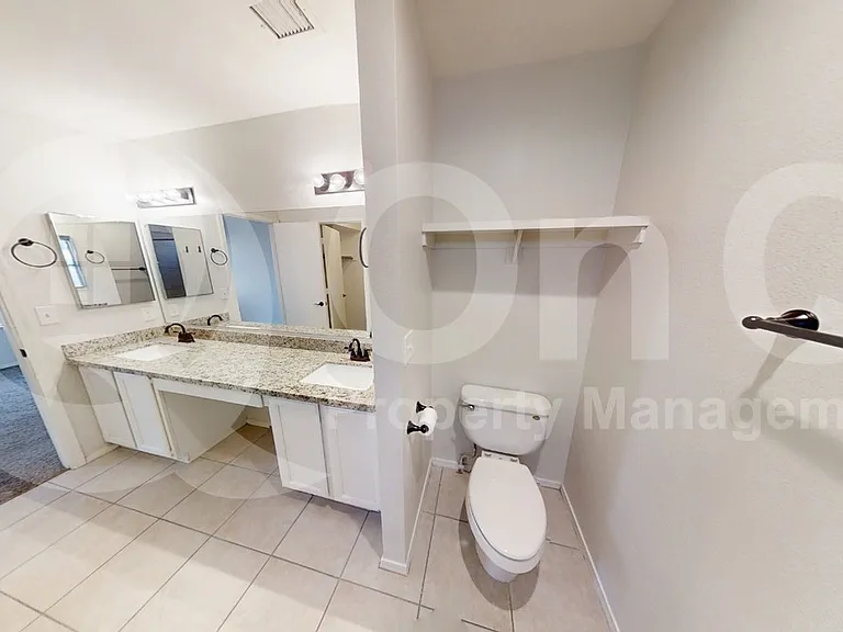 907 N Falcon Dr — Photo 16