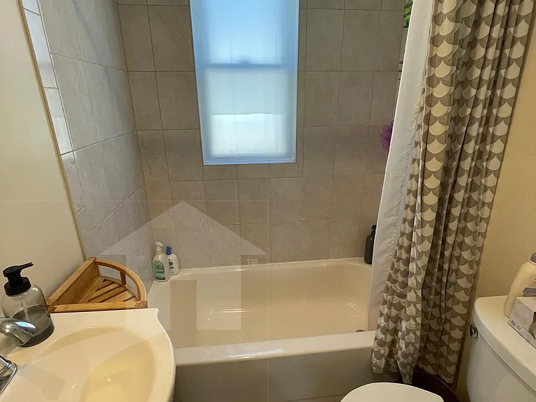 11 Belmont Sq #2 — Photo 8