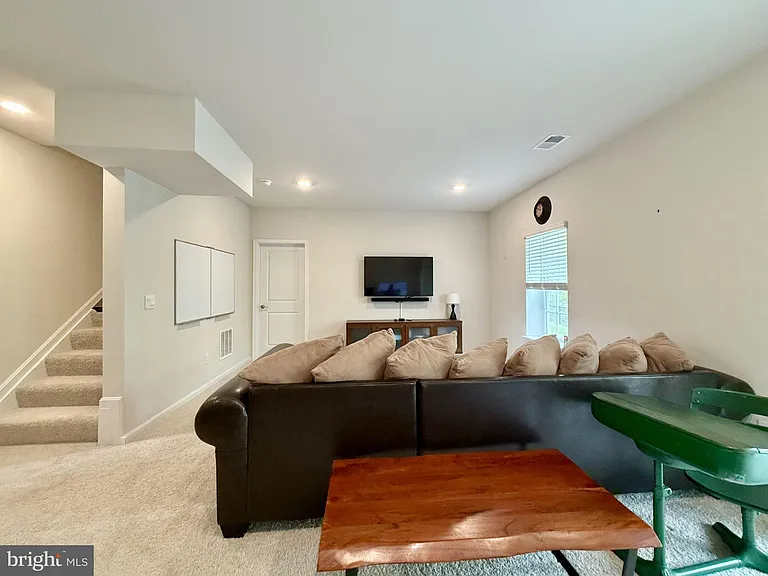 311 Rock Raymond Dr — Photo 30