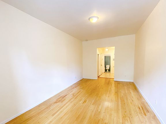 2nd image of 335 W 29th St #1DB
