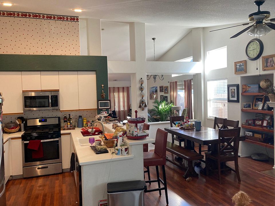 2nd image of 7789 Jenna Dr