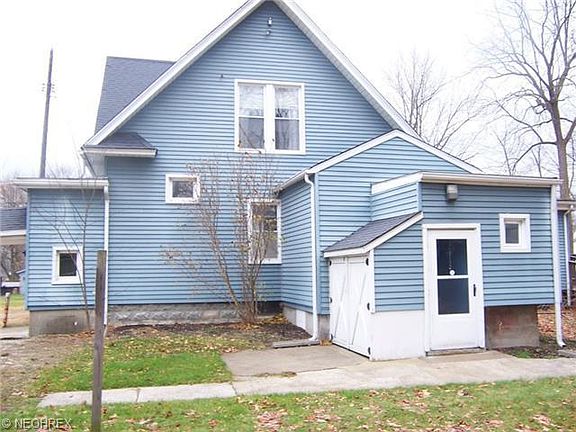 4th image of 750 Eastlawn St