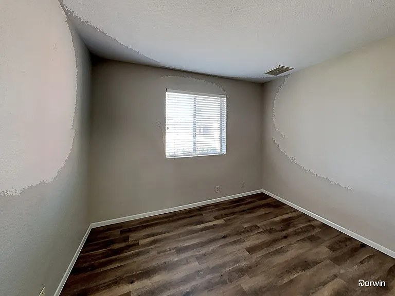 521 E Rosemonte Dr — Photo 11