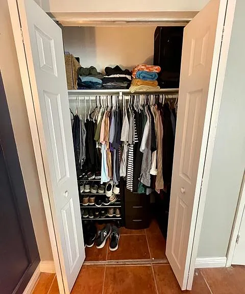 Master Closet 2