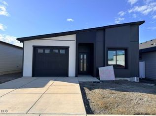 633 Terrazzo Way, Medford, OR 97501