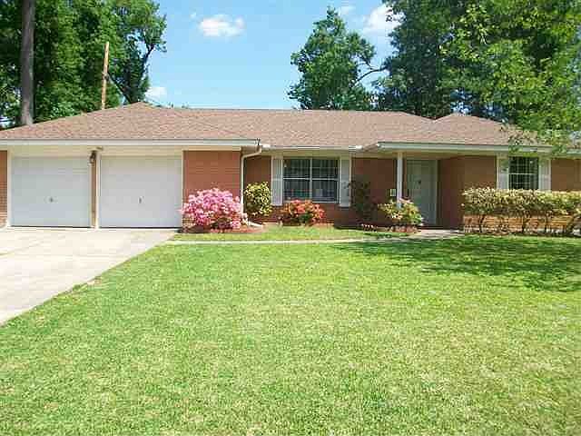 1st image of 960 Iris Ln