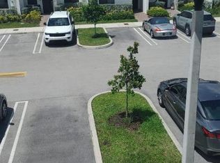 21415 NE 3rd Path #21411, Miami, FL 33179