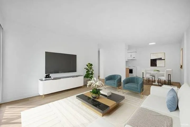 201 Laval St #205