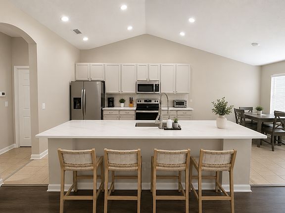 4th image of 209 Bilbao Dr