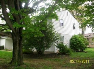 30184 Briarton Rd, Farmington Hills, MI 48331