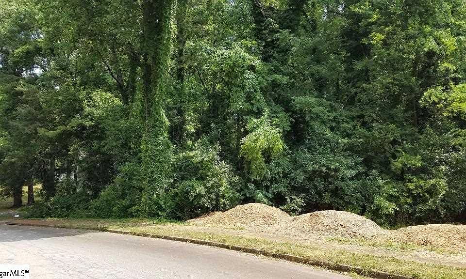 1st image of 566 Wildwood Dr