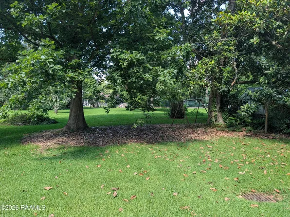 200 Aurore Ave, Lafayette, LA 70506