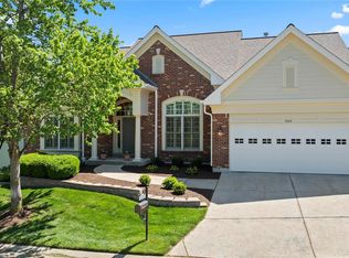 2314 Picardy Place Dr, Chesterfield, MO 63017
