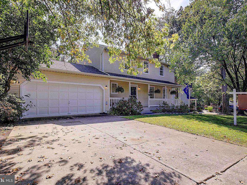 1st image of 3243 Blackwalnut Dr