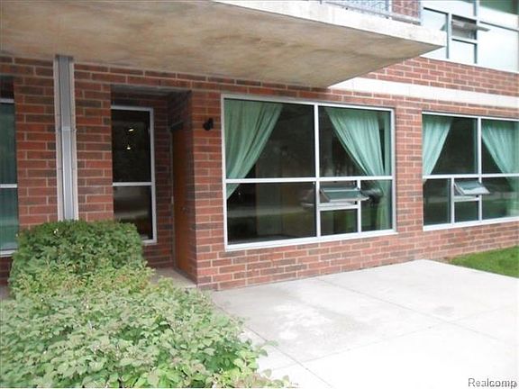 3rd image of 300 Hamilton St APT 103