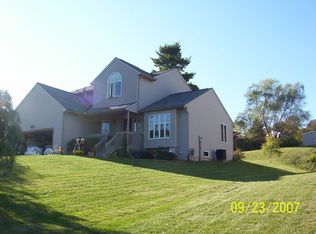 5 Antonio Ct, Endicott, NY 13760
