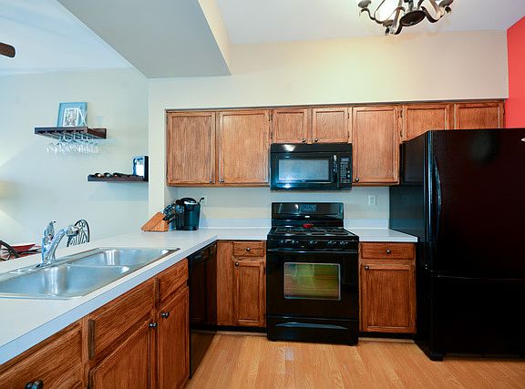 5th image of 1418 Walnut Hill Ave #0