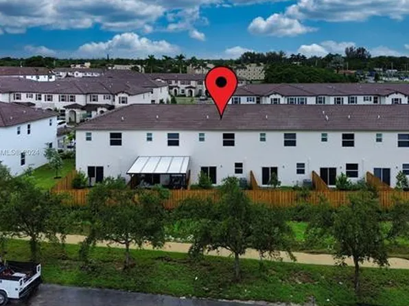 12024 NW 24th Pl, Miami, FL 33167