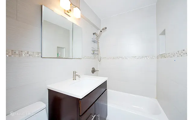 Sold by Douglas Elliman | media 15