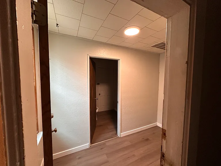 2164 Jackson St — Photo 15