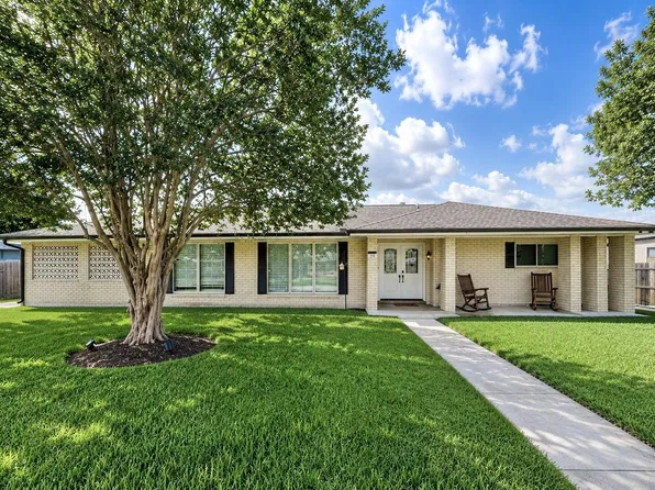 102 Highland Dr, Houma, LA 70364