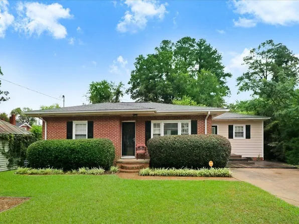 407 E Woodall St, Smithfield, NC 27577