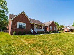 372 Brookside Dr, Cookeville, TN 38506