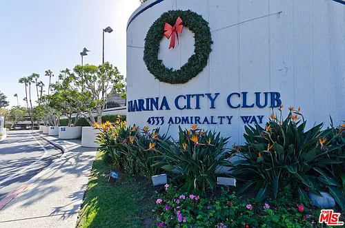 4314 Marina City Dr #126 Photo 1