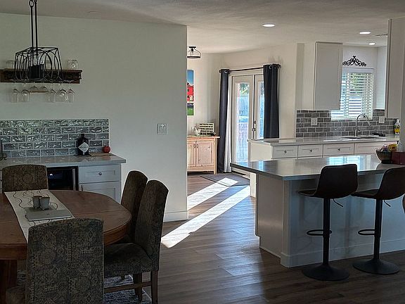 2nd image of 9936 W Mountain View Rd