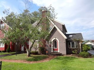 60 Hoover Rd, Rochester, NY 14617