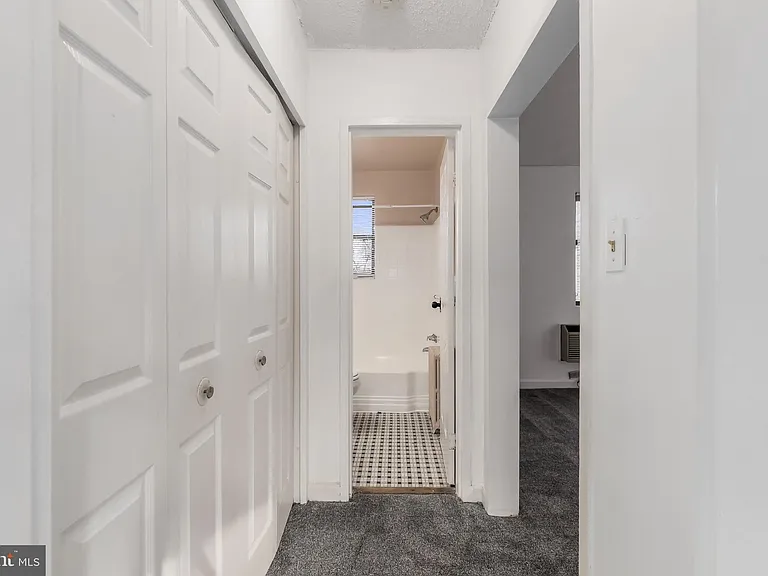 4717 1st St SW #303 — Photo 9