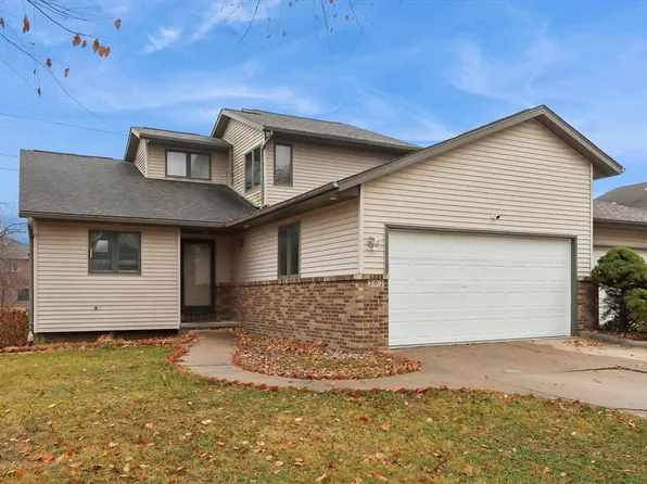 202 Cayman St, Iowa City, IA 52245