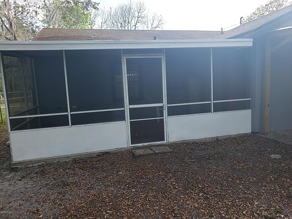 3rd image of 1514 Laurel St