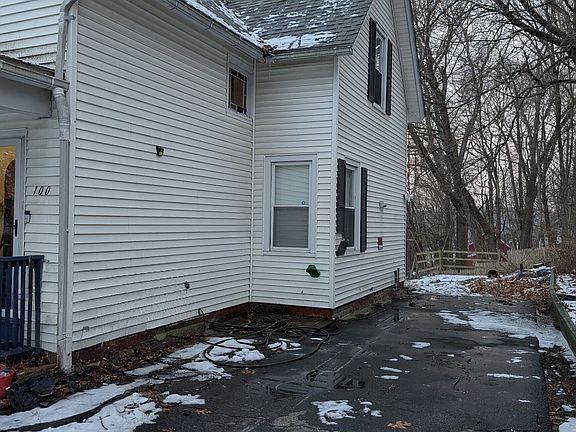 3rd image of 100 7th Street